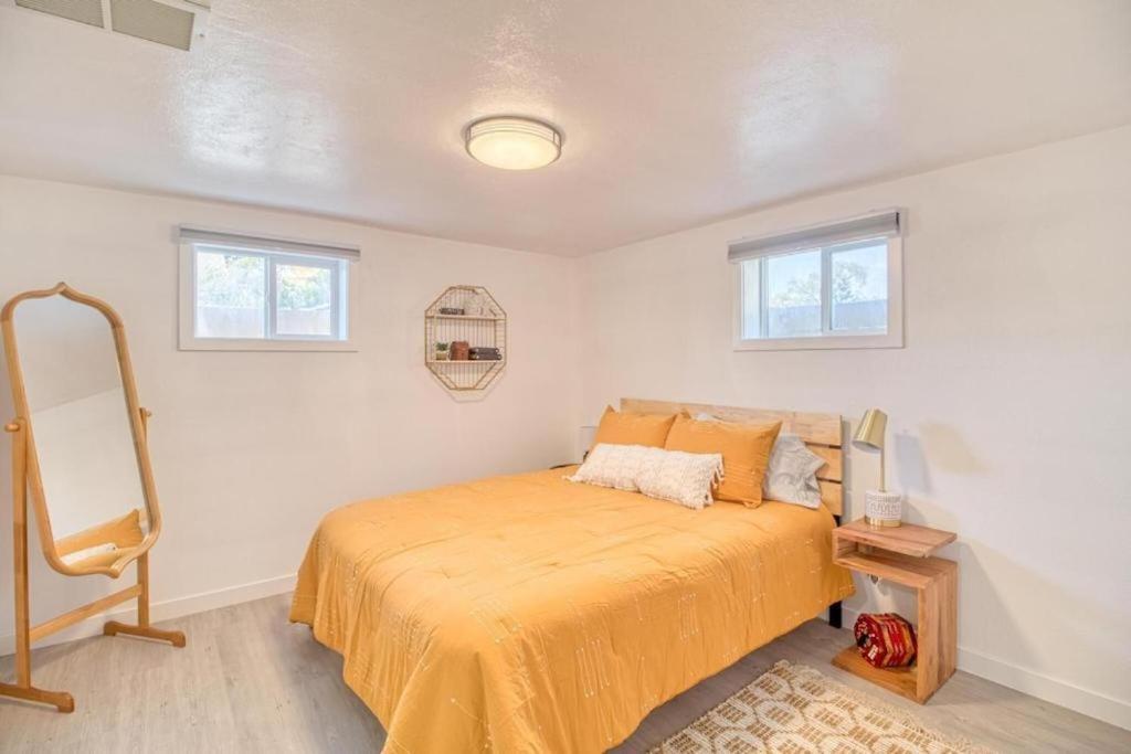 Great Find! Downtown Oasis With Office Setup Lägenhet Twin Falls Exteriör bild